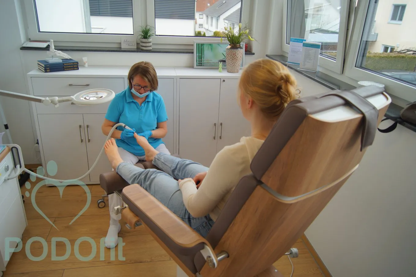 Nagelbearbeitung in der podologischen Behandlung